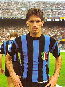 Angelo_Domenghini all’Inter nella stagione 1965-66 (it.wikipedia.org wiki )